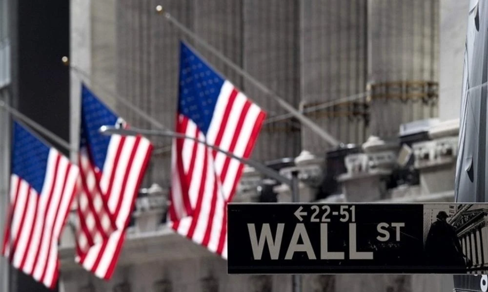 Κραχ στη Wall Street: Ο δείκτης S&P 500 έχασε 5,28 τρισ. δολάρια